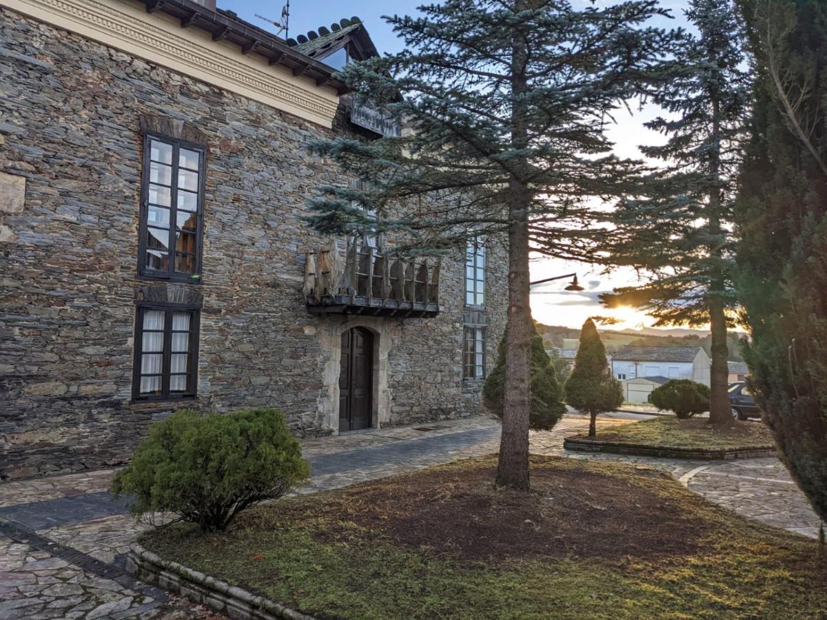 Ahio San Martin, Apartamentos Rurales Casa De La Villa San Martin de Oscos Bagian luar foto
